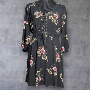 American‎ Rag CIE Women's Sz Medium Black Floral Rayon Dress. See Measurements